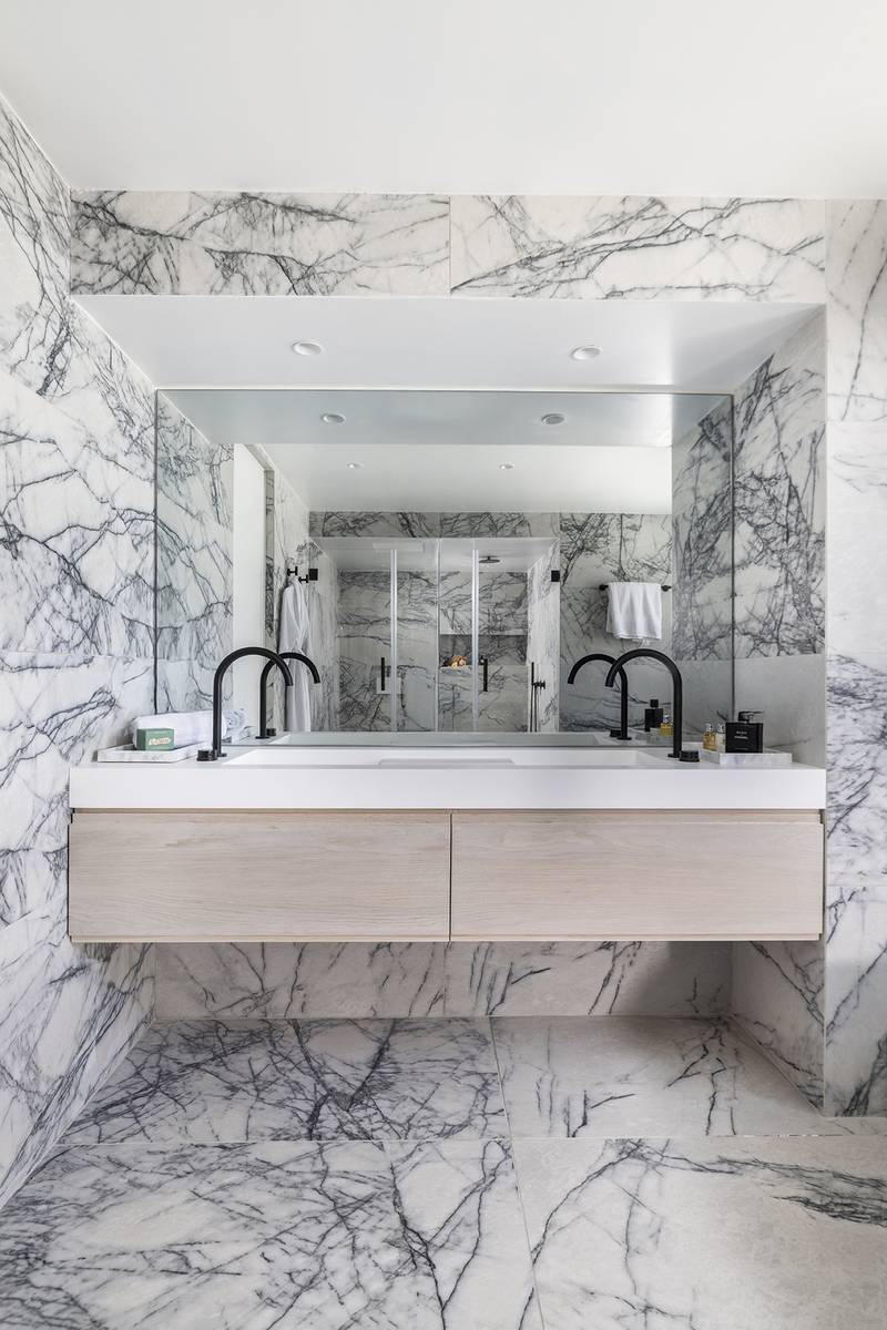Spa-inspired ensuite bathroom at Aura Penthouse Jerusalem – photo 4