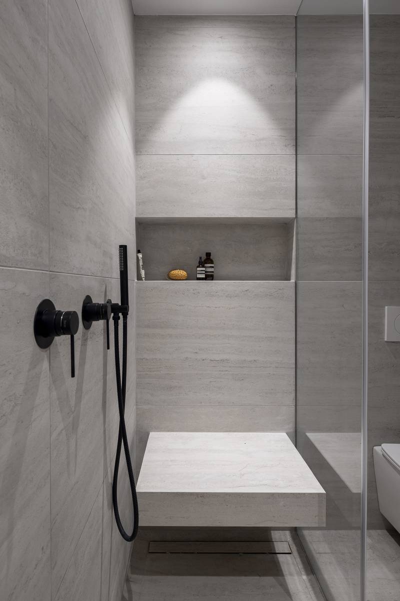 Spa-inspired ensuite bathroom at Aura Penthouse Jerusalem – photo 8