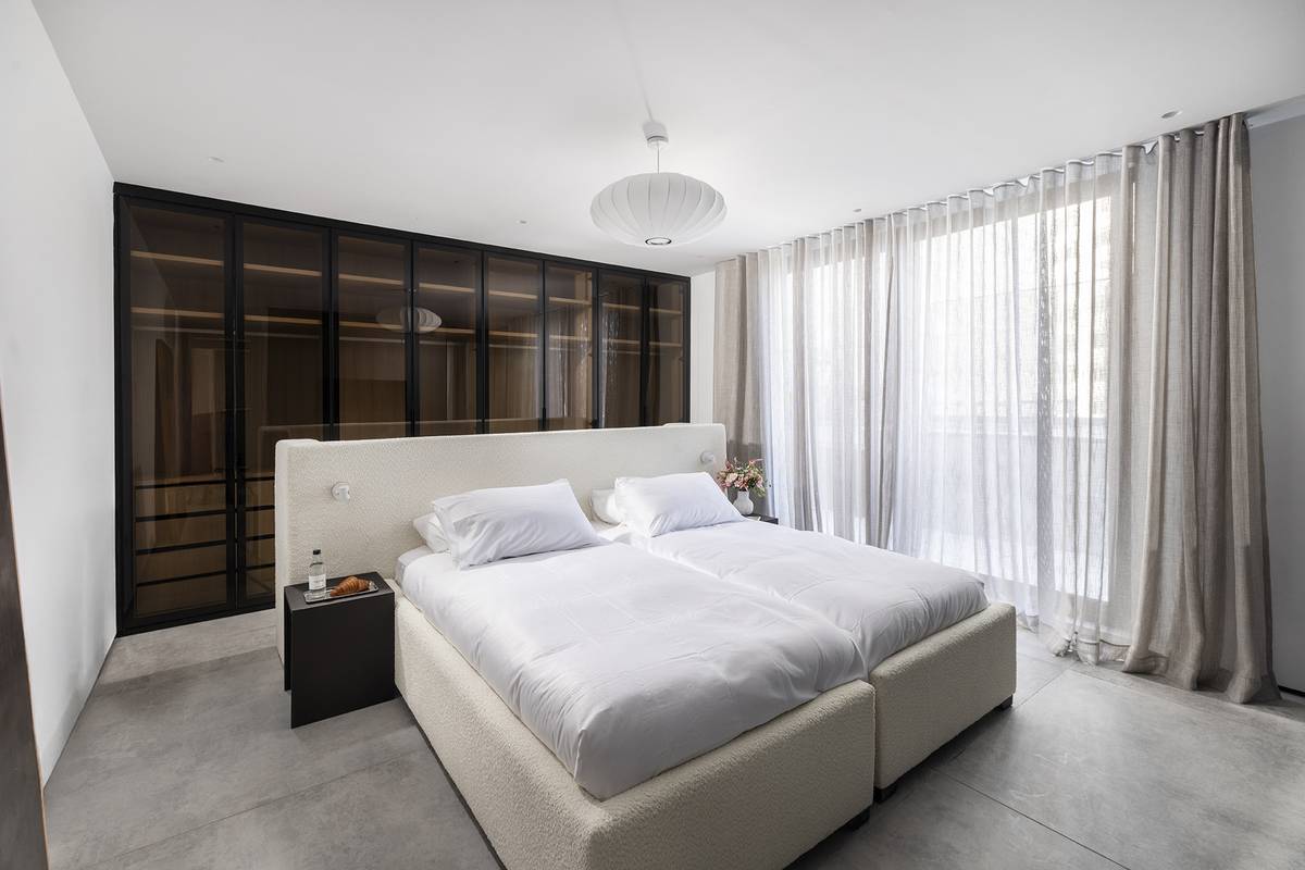 Bedroom suite at Aura Penthouse Jerusalem – photo 8