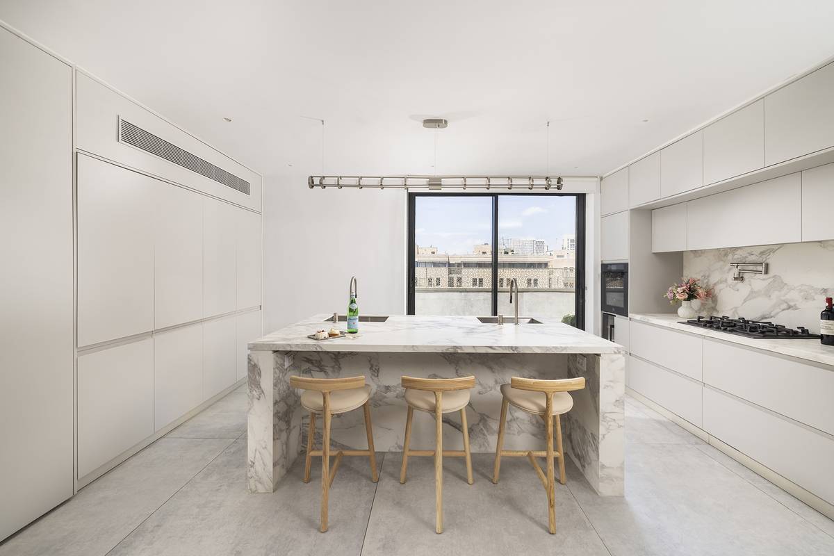 Reception salon and gourmet kitchen at Aura Penthouse Jerusalem – photo 5